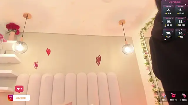 Rebeca jones online show from March 1, 2025, 12:34 pm