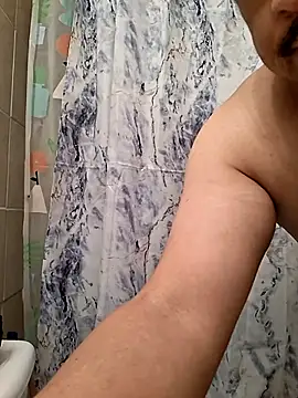 hungpenis210 online show from November 23, 2025, 9:47 pm