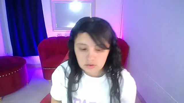 nathaly low1 online show from June 25, 2026, 12:20 pm