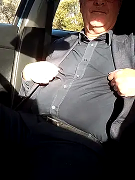 Snapshot of stiffandlubed@xh chatting on November 12, 2025, 9:03 pm stiffandlubedxh online show from November 12, 2025, 9:03 pm