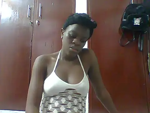 Snapshot of Sexy_Chocolate_Babe chatting on February 3, 2025, 2:14 am Sexy Chocolate Babe online show from February 3, 2025, 2:14 am