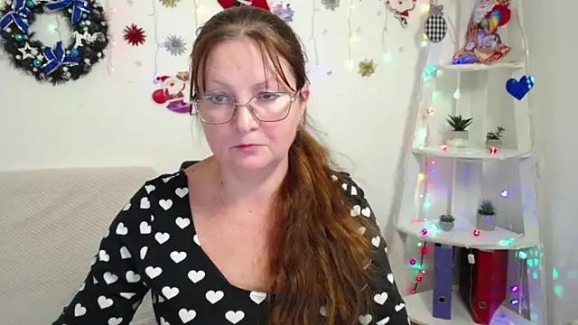 VanessaHotts online show from December 5, 2024, 5:28 pm