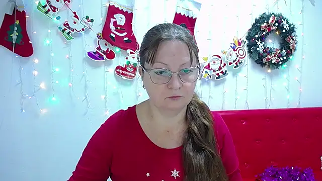 VanessaHotts online show from December 28, 2024, 6:17 am