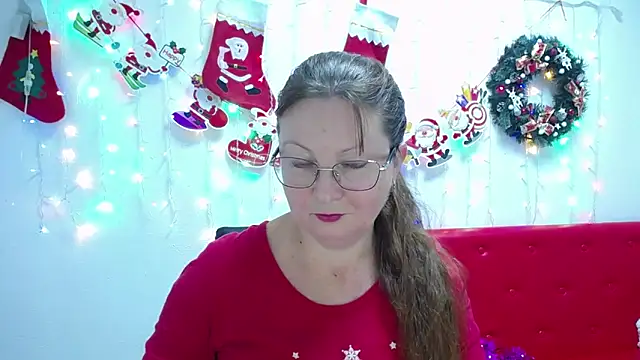 VanessaHotts online show from December 28, 2024, 9:20 am