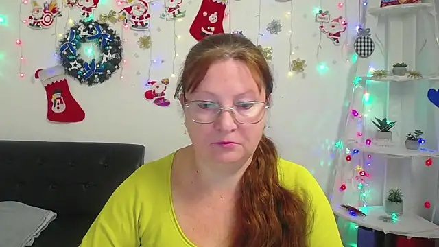 VanessaHotts online show from January 7, 2025, 6:05 am