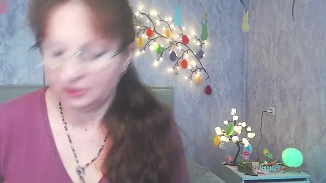 VanessaHotts online show from April 1, 2026, 1:41 pm