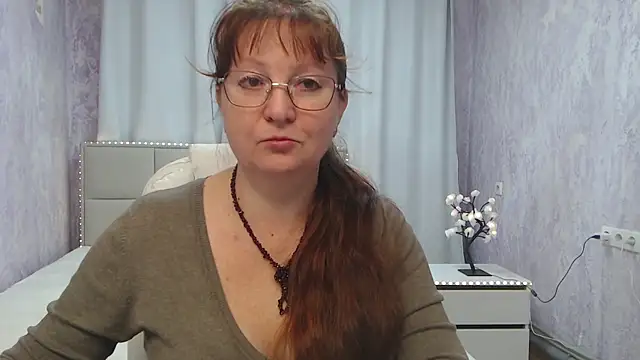VanessaHotts online show from May 29, 2026, 5:05 am