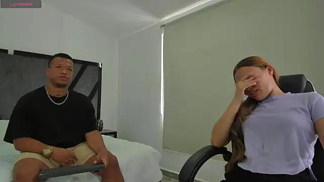 AnnieAndStefan online show from July 6, 2026, 2:47 pm