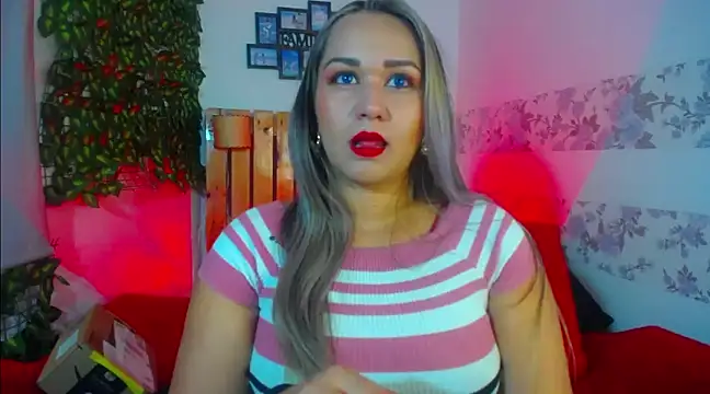 Snapshot of paula_brausin chatting on December 26, 2024, 8:21 pm paula brausin online show from December 26, 2024, 8:21 pm
