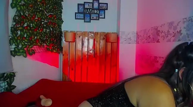 Snapshot of paula_brausin chatting on February 2, 2025, 2:06 am paula brausin online show from February 2, 2025, 2:06 am