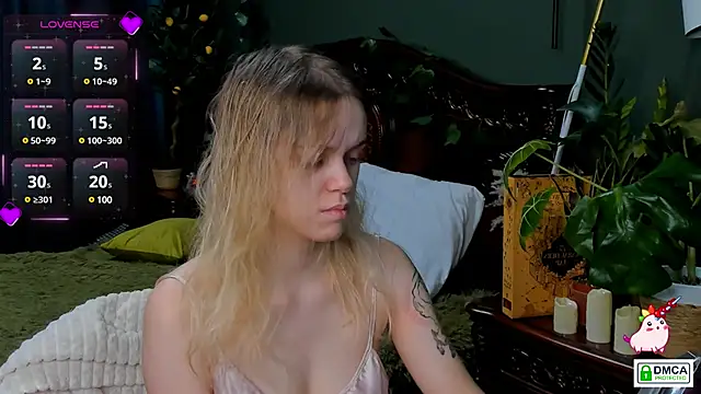 lady bellaa online show from December 14, 2024, 9:29 am