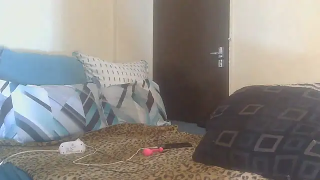 AddictiveAssCurves online show from July 28, 2026, 6:31 am