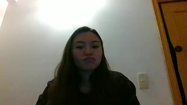  andygirl online show from December 12, 2024, 4:04 am