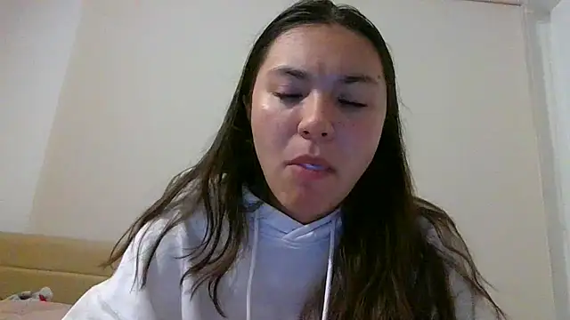  andygirl online show from April 27, 2026, 1:58 am