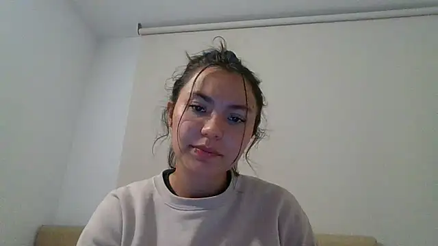  andygirl online show from June 11, 2026, 2:53 am