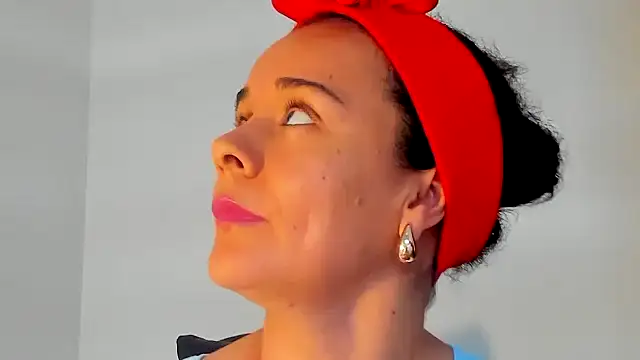 Snapshot of Sami_Hotie1 chatting on September 19, 2025, 8:09 pm Sami Hotie1 online show from September 19, 2025, 8:09 pm