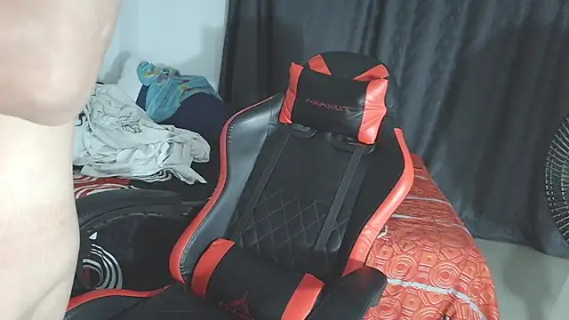 Snapshot of aresholland chatting on March 13, 2026, 3:24 am aresholland online show from March 13, 2026, 3:24 am