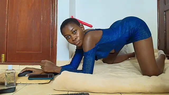 queen heather online show from March 18, 2026, 9:51 pm