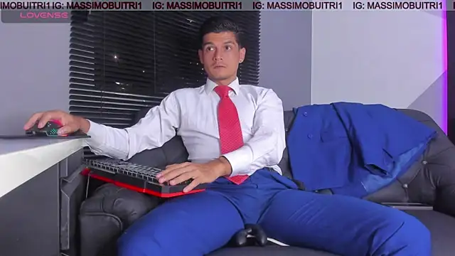 massimo g online show from May 3, 2026, 11:44 pm