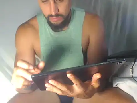 sebasx412 online show from October 17, 2025, 8:11 pm