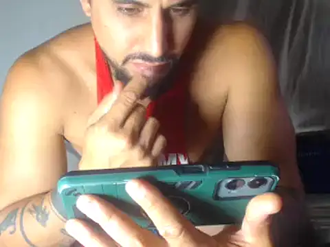 sebasx412 online show from May 19, 2026, 9:32 pm