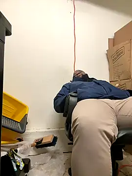 Snapshot of africandickxxl chatting on September 29, 2025, 3:17 pm africandickxxl online show from September 29, 2025, 3:17 pm