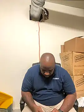 Snapshot of africandickxxl chatting on October 2, 2025, 1:40 pm africandickxxl online show from October 2, 2025, 1:40 pm