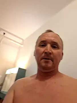BlondeMisi online show from April 27, 2026, 5:44 pm