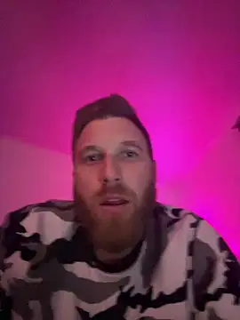 Snapshot of KatDaddie9886 chatting on February 18, 2025, 9:21 am KatDaddie9886 online show from February 18, 2025, 9:21 am