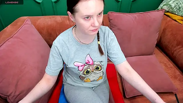 JannaVerdi  online show from February 6, 2026, 6:51 am