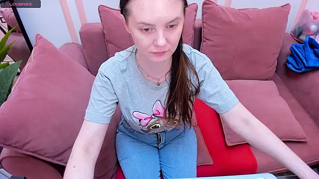 JannaVerdi  online show from March 13, 2026, 6:31 am