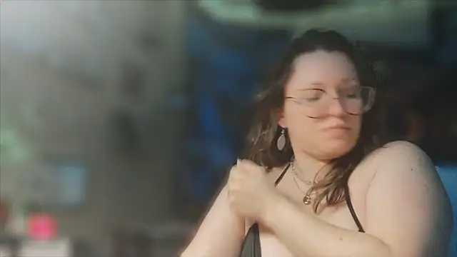 Snapshot of spunlikecottoncandy chatting on October 14, 2025, 5:58 pm spunlikecottoncandy online show from October 14, 2025, 5:58 pm