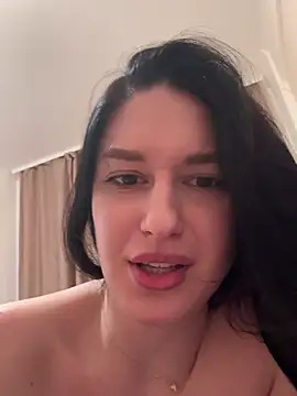 Snapshot of moniqque chatting on January 14, 2025, 6:28 pm moniqque online show from January 14, 2025, 6:28 pm