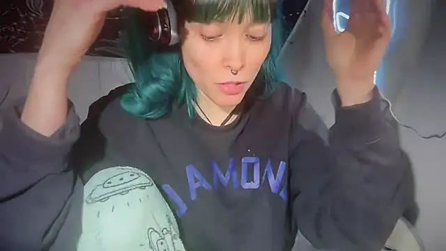 FRRANNKIE online show from December 4, 2024, 11:57 pm