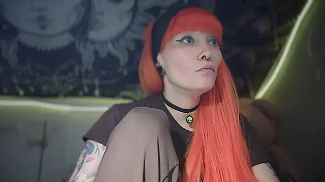 Snapshot of FRRANNKIE chatting on September 13, 2025, 9:36 pm FRRANNKIE online show from September 13, 2025, 9:36 pm