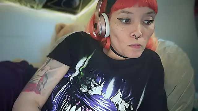 Snapshot of FRRANNKIE chatting on September 19, 2025, 9:22 am FRRANNKIE online show from September 19, 2025, 9:22 am