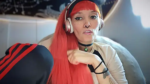 Snapshot of FRRANNKIE chatting on September 24, 2025, 10:40 am FRRANNKIE online show from September 24, 2025, 10:40 am