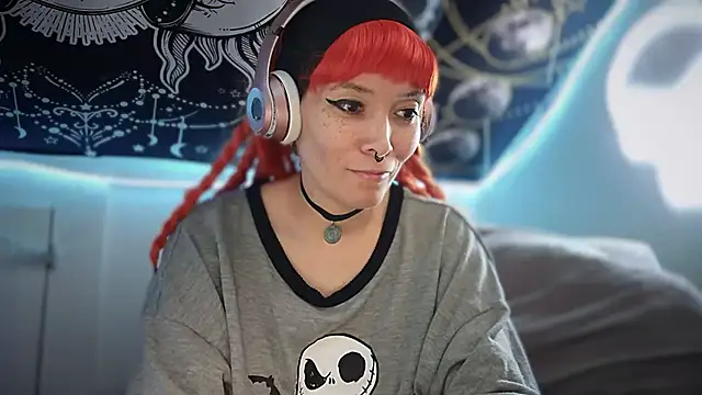 Snapshot of FRRANNKIE chatting on September 28, 2025, 2:11 pm FRRANNKIE online show from September 28, 2025, 2:11 pm