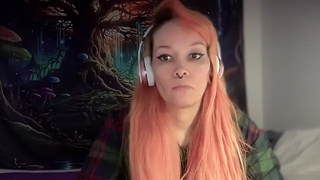 FRRANNKIE online show from January 13, 2026, 1:49 pm