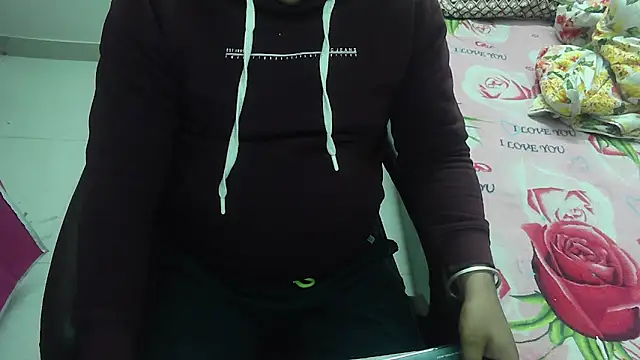 Snapshot of rentarob chatting on February 14, 2025, 2:02 pm rentarob online show from February 14, 2025, 2:02 pm