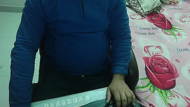 Snapshot of rentarob chatting on February 17, 2025, 4:59 pm rentarob online show from February 17, 2025, 4:59 pm
