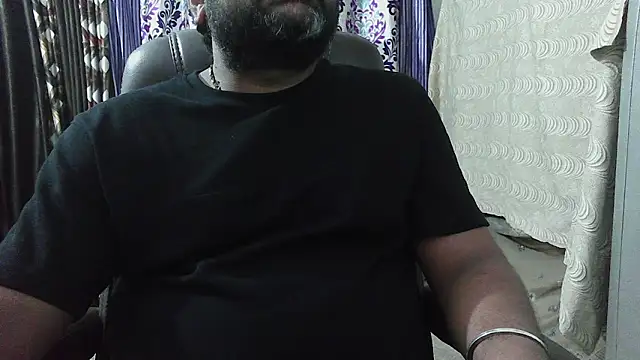 Snapshot of rentarob chatting on September 28, 2025, 6:57 pm rentarob online show from September 28, 2025, 6:57 pm