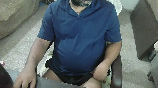 Snapshot of rentarob chatting on October 6, 2025, 5:54 pm rentarob online show from October 6, 2025, 5:54 pm