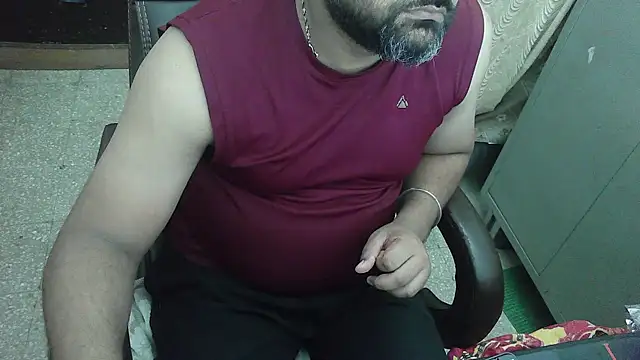 Snapshot of rentarob chatting on October 22, 2025, 12:16 pm rentarob online show from October 22, 2025, 12:16 pm