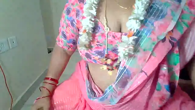 Snapshot of archanatelugu9 chatting on September 26, 2025, 10:41 am archanatelugu9 online show from September 26, 2025, 10:41 am