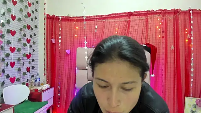 janarivera online show from March 20, 2025, 4:53 pm