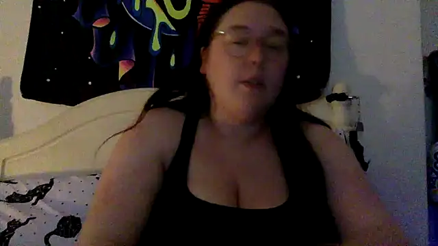 Sexycurvyemilyy online show from September 12, 2025, 10:10 pm