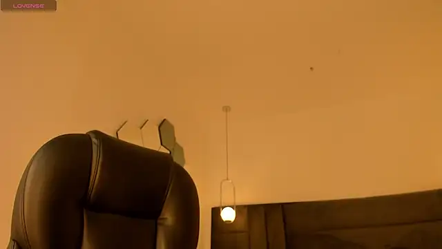 SophiePalmer online show from March 23, 2026, 10:30 am