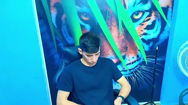 Snapshot of DEIBY_BABY chatting on September 19, 2025, 5:35 pm DEIBY BABY online show from September 19, 2025, 5:35 pm