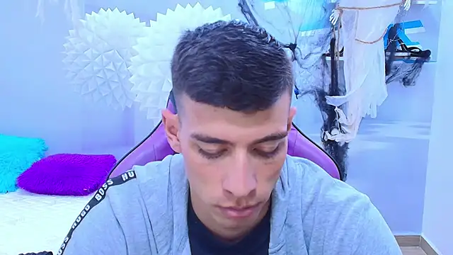 Snapshot of DEIBY_BABY chatting on October 30, 2025, 9:26 pm DEIBY BABY online show from October 30, 2025, 9:26 pm